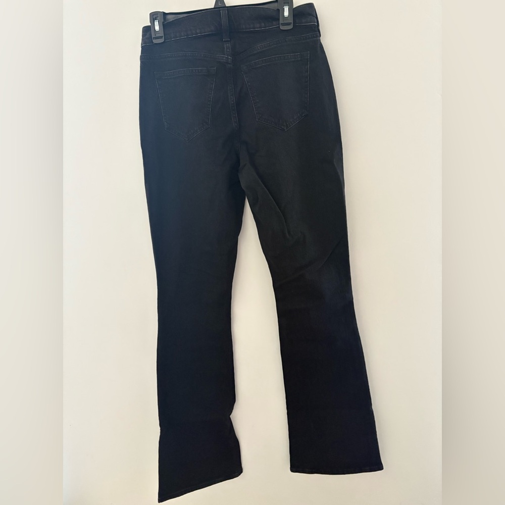 Abercrombie & Fitch Mid Rise Bootcut Jean - Picture 5 of 5